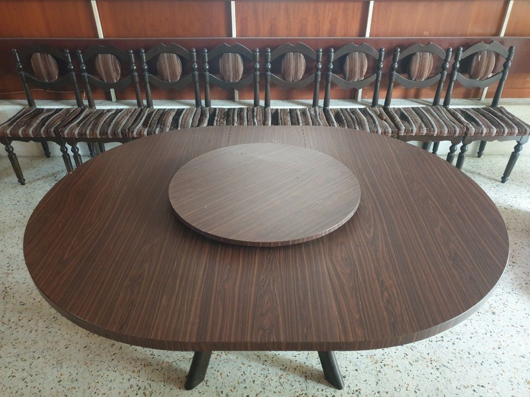 1970s table and chairs top