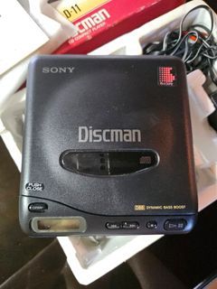Vintage Sony Discman D-11 Compact CD Player