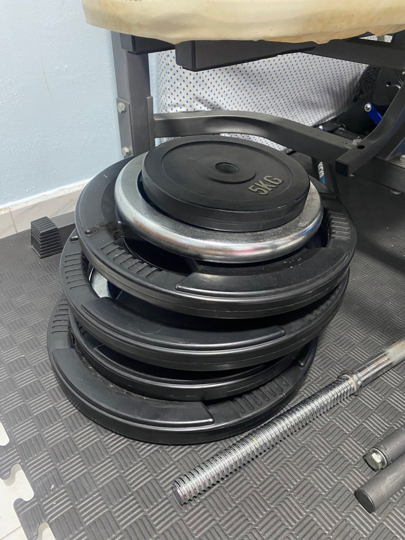 Weights and bench set, Sports Equipment, Exercise & Fitness, Weights