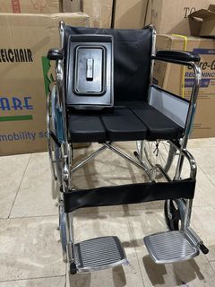 WHEELCHAIR with COMMODE
