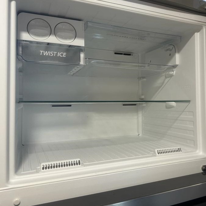 Whirlpool fridge, TV & Home Appliances, Kitchen Appliances ...