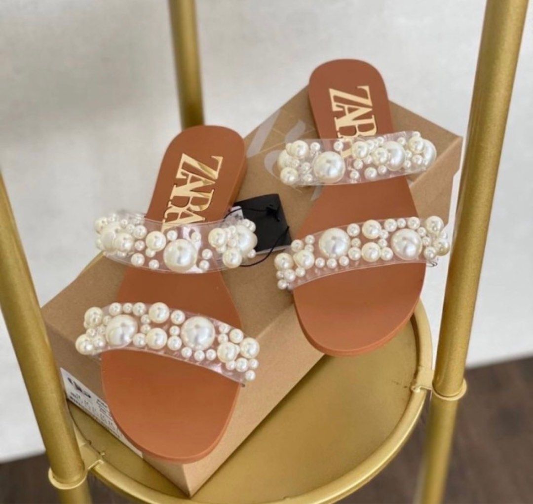 Pearl slides zara store