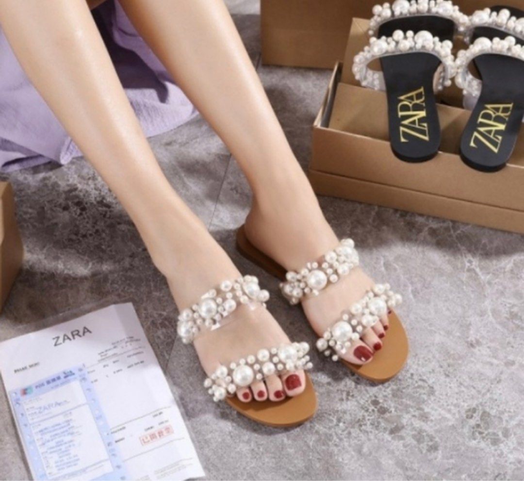 ZARA Vinyl Pearl Slide Sandal, Women's Fashion, Footwear, Flipflops and  Slides on Carousell