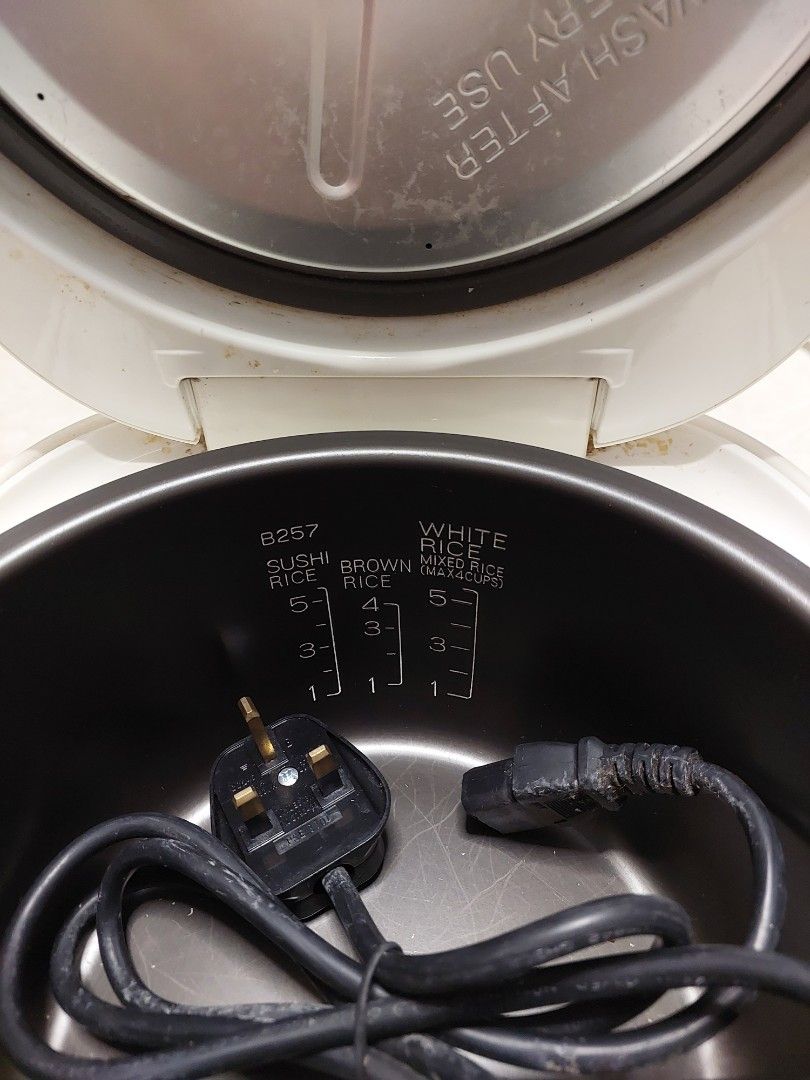 Zojirushi Fuzzy Logic Rice Cooker, TV & Home Appliances, Kitchen