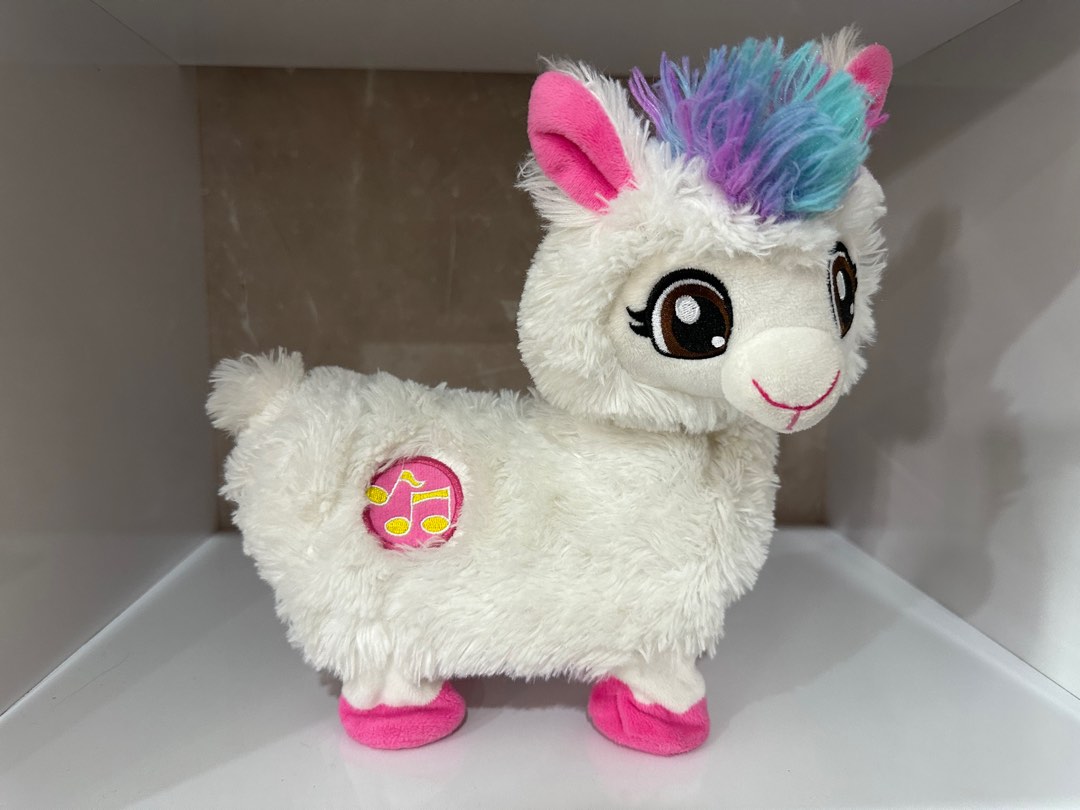 Zuru shop dancing llama