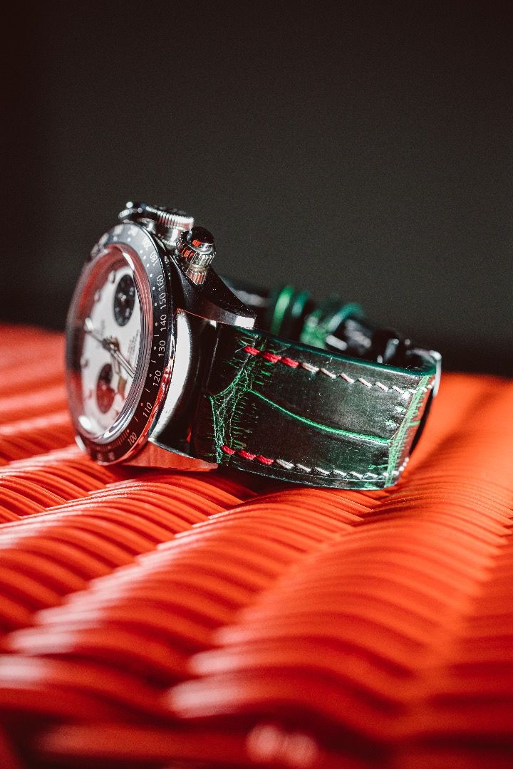 Red leather watch strap outlet