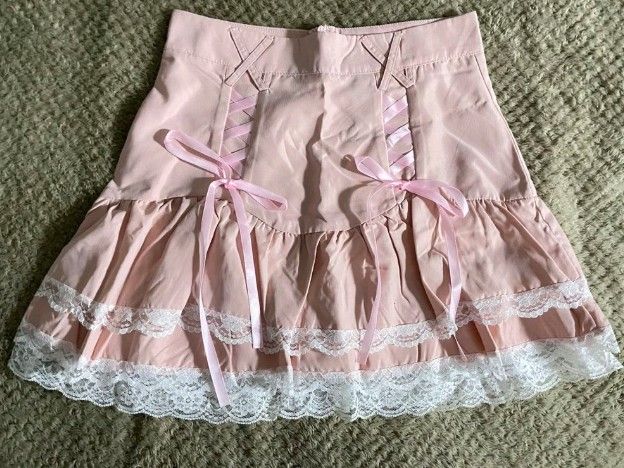 Pink hotsell lace skirt