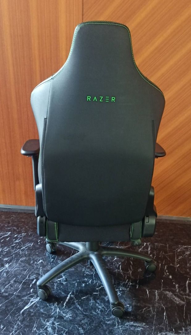 出售】雷蛇Razer Iskur RZ38-0277 電競椅9成新, 電腦及科技產品, 桌上