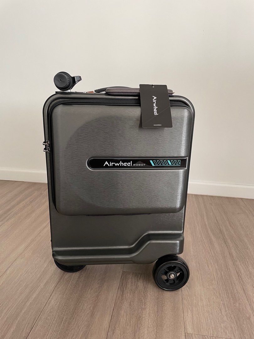 20 Airwheel smart luggage SE3miniT scooter Pre order Hobbies