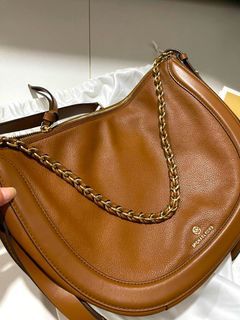 Michael Kors Medium Chain Messenger Bag, Women's Fashion, Bags & Wallets,  Cross-body Bags on Carousell