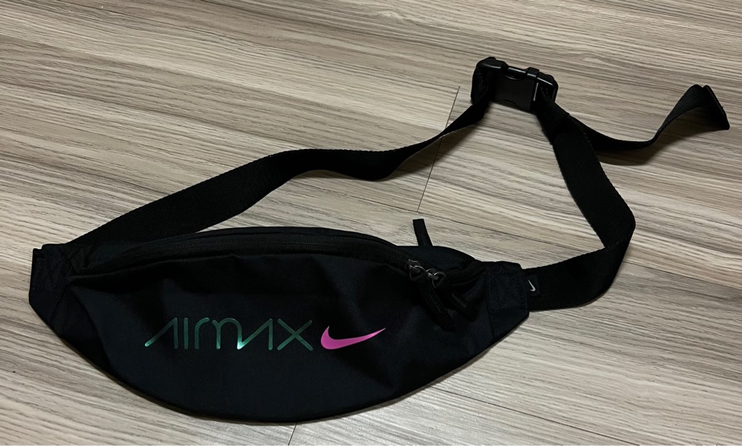 Nike air max shop day waist bag