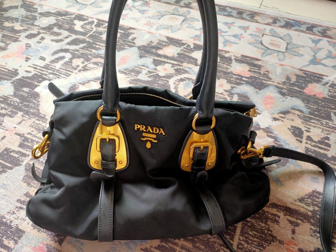 送料無料 ギフト Authentic Prada zip riri, Women's Fashion, Bags & Wallets トートバッグ