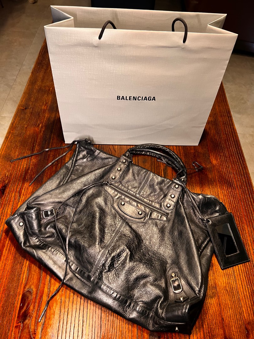 balenciaga weekend bag