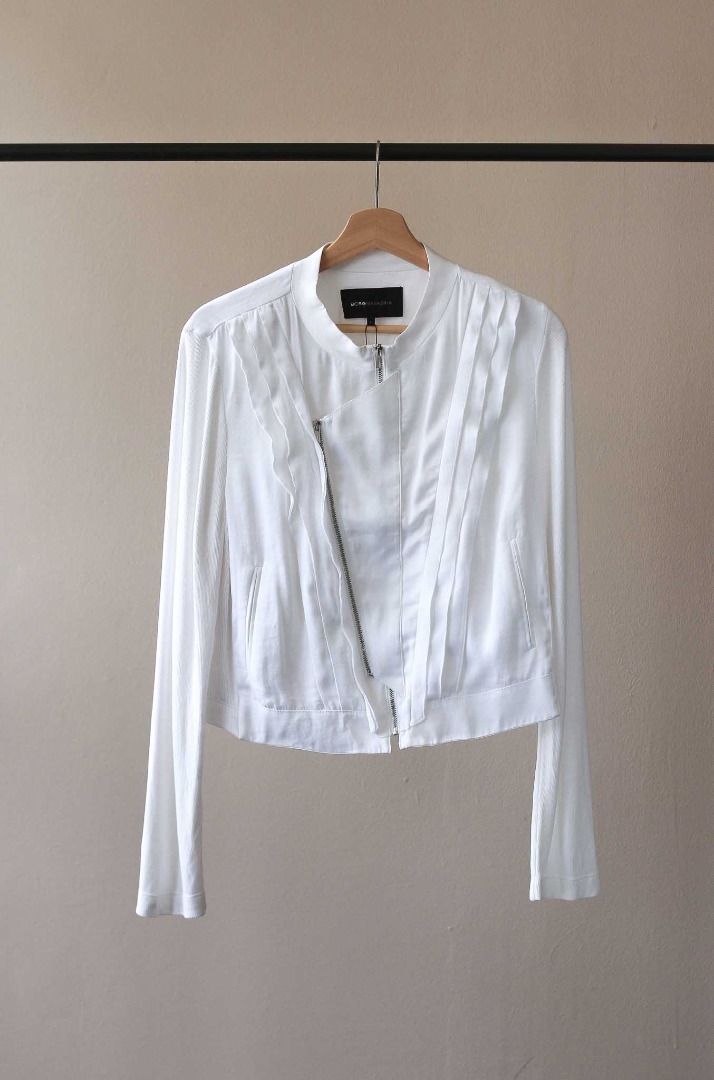 Bcbg top white jacket