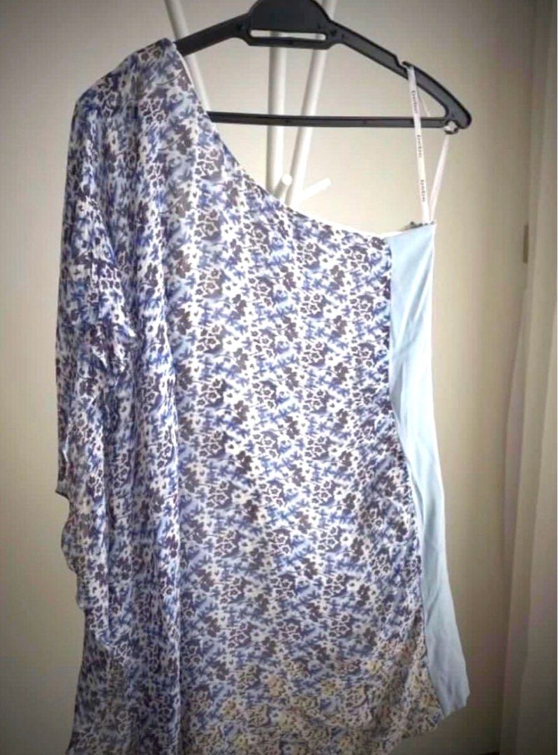 Bebe Off Shoulder Printed Dress Women s Fashion Dresses Sets