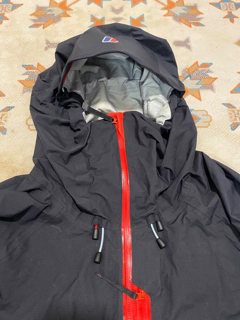 Berghaus extrem goretex Men s Fashion Coats Jackets and