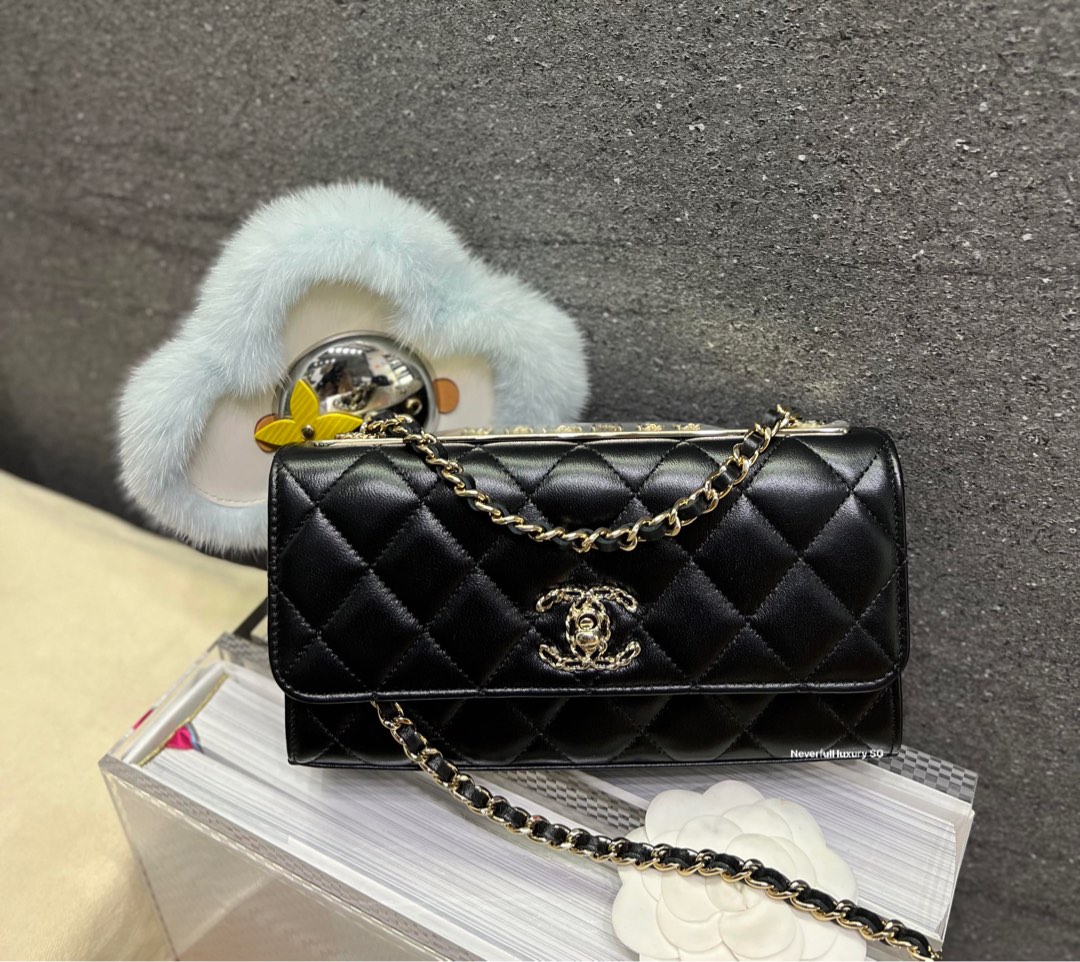 🖤BN below RP🖤Chanel 23A Trendy WOC Black Lambskin Ghw w Enamel, Luxury,  Bags & Wallets on Carousell