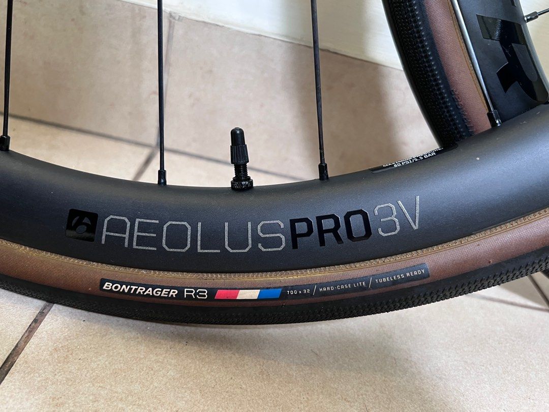 Bontrager Aeolus Pro 3V Tubeless DISC Wheelset