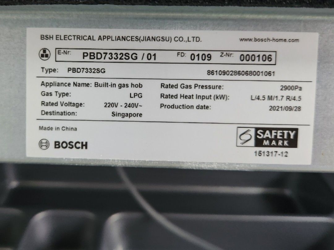 Bosch Gas Hob PBD7332SG, TV & Home Appliances, Kitchen Appliances