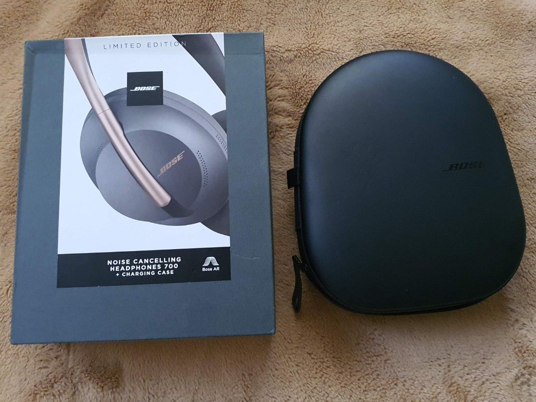 Bose 700 limited online edition charging case