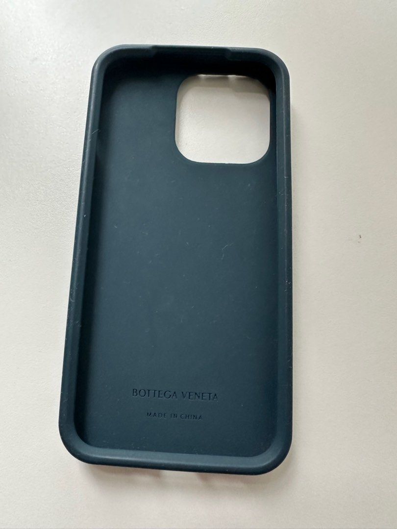 bottega veneta bv 深藍色iPhone 14 pro case, 手提電話, 電話及其他