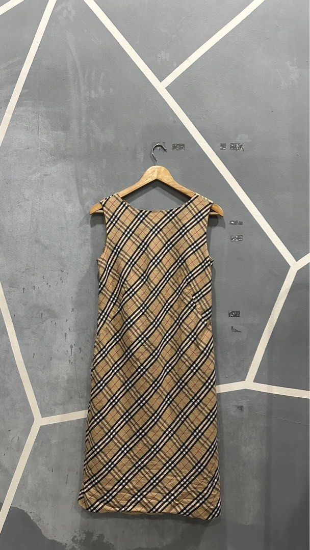 Burberry 2 on sale piece outfit women's