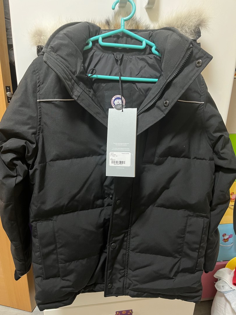 Canada Goose Eakin Parka Carousell