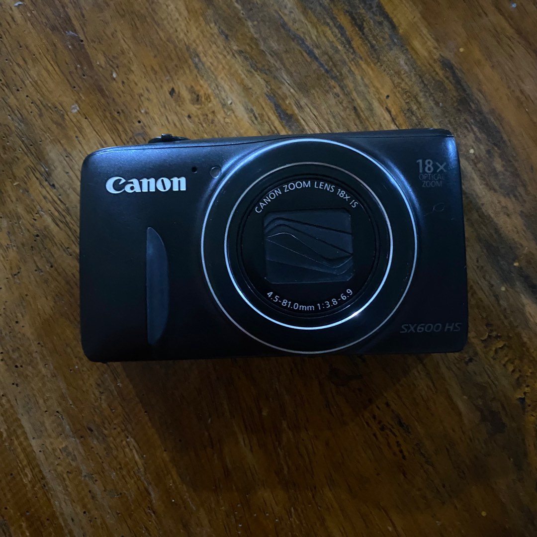 CANON POWERSHOT SX600 HS (wifi), Photography, Cameras on Carousell