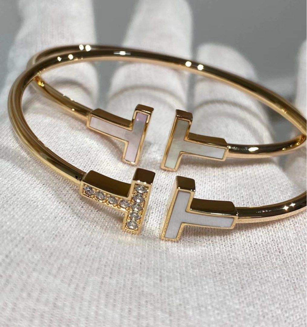 Cartier Love Screw Bangle Bracelet Custom Luxury Accessories on