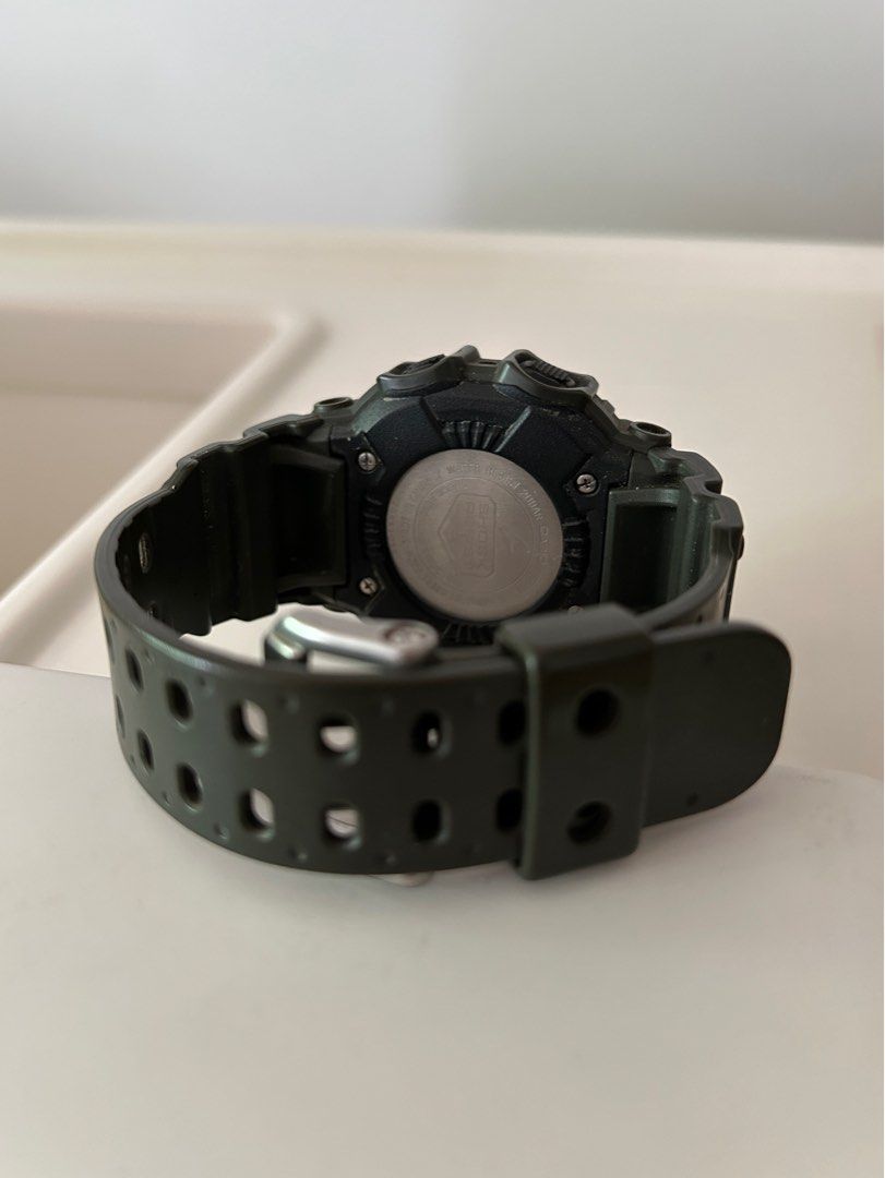 Casio g outlet shock military green
