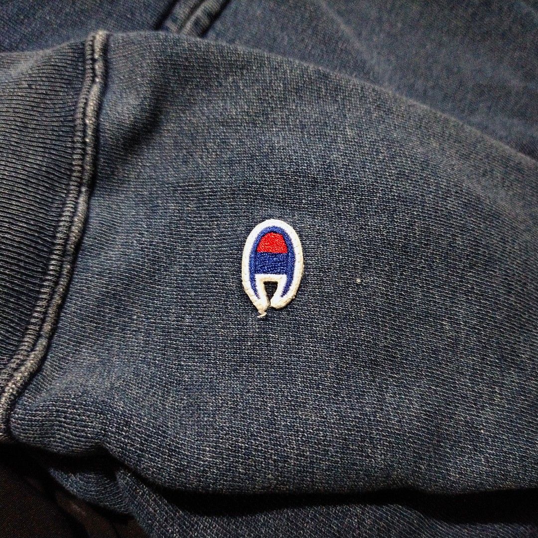 Champion sweater fake sales vs real jeans