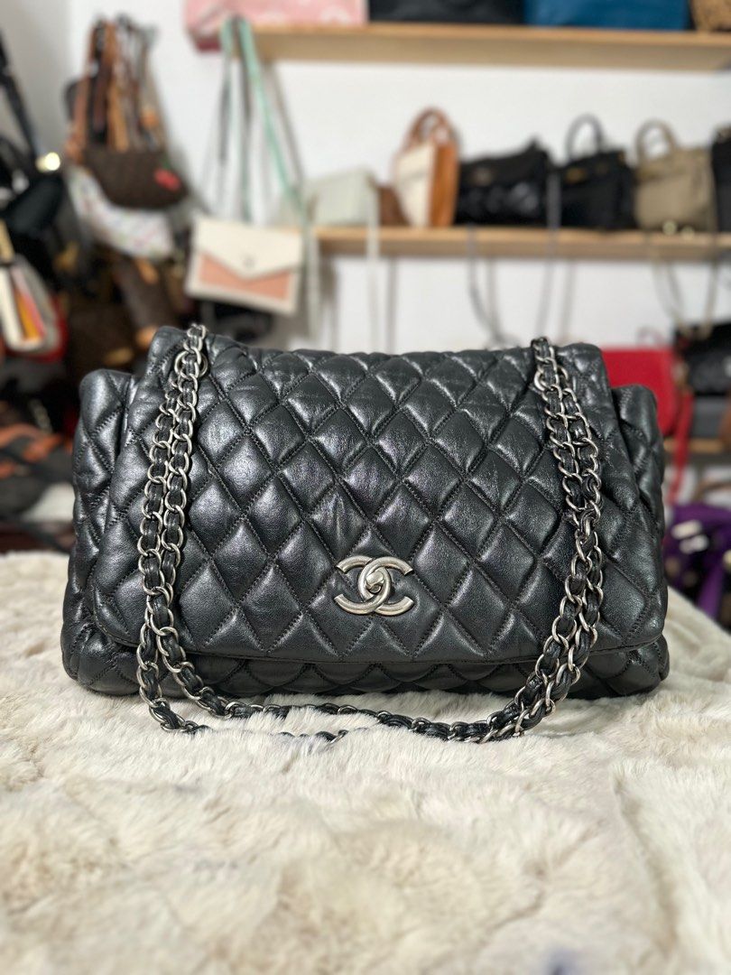 Chanel bubble shop