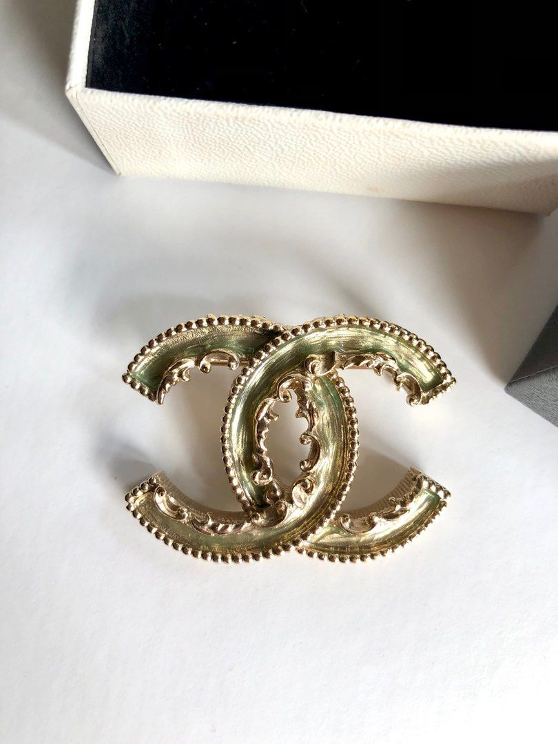 Chanel green gold CC baroque brooch Luxury Accessories on Carousell