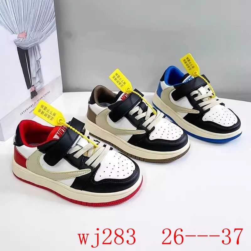 Travis scott hotsell shoes kids