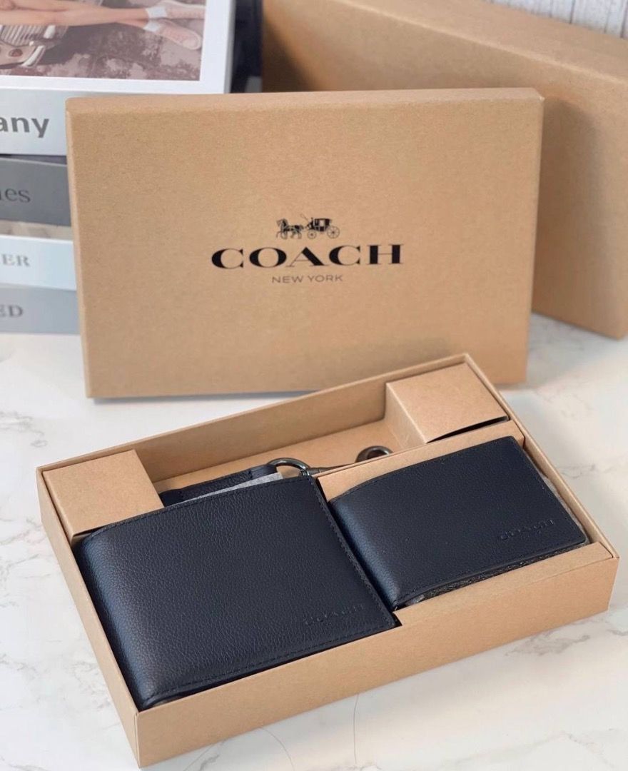 Coach Key Chain Set Code.F74974 l Men s Wallet Short wallet Fold Over Purses 11.5 9.5Cm ElegantAccessories LuxuryLifestyleMY CoachDaily