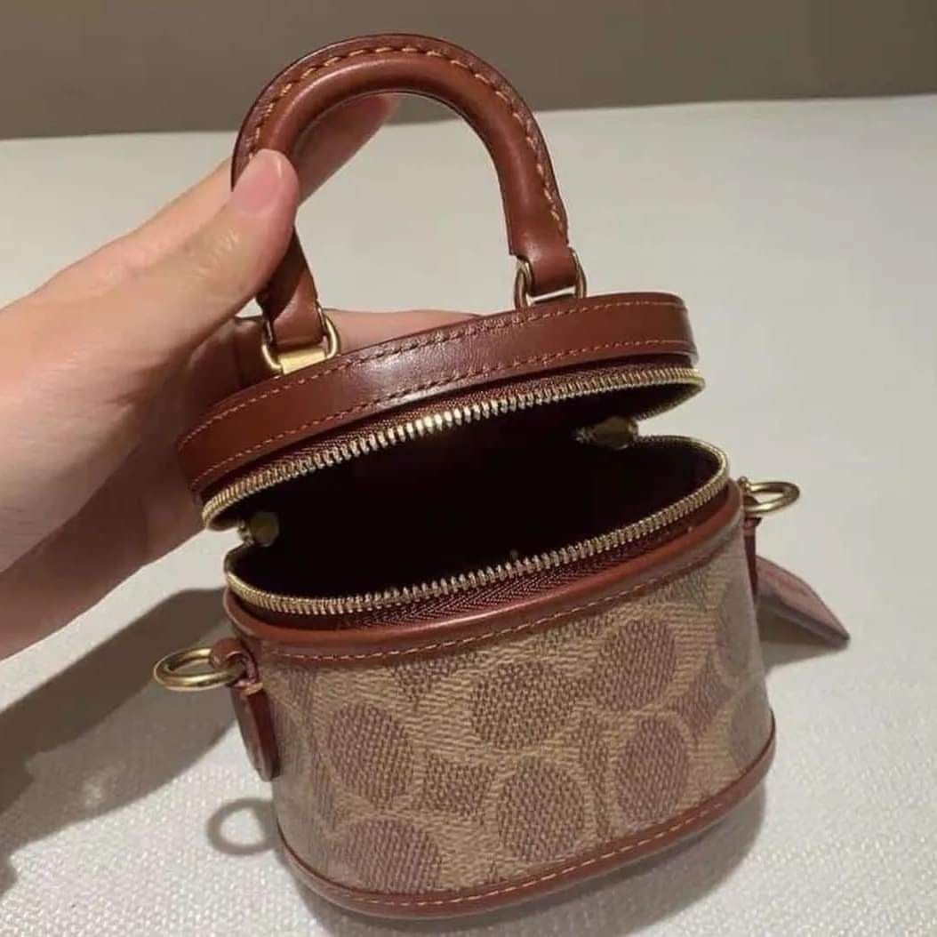 Coach coated canvas signature trail bag hot sale