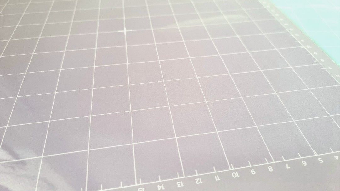 Cricut Grip Mat, Hobbies & Toys, Stationery & Craft, Craft Supplies