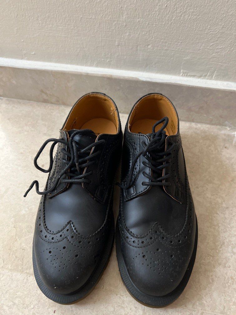 Dr best sale martens bostonianos