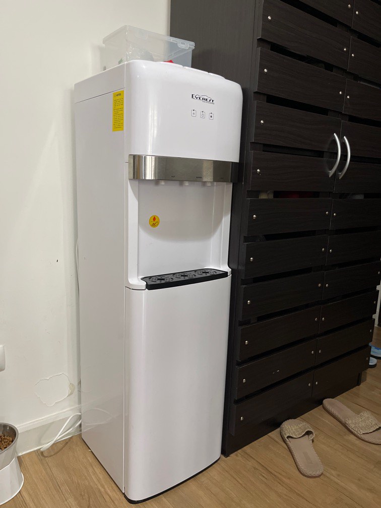 Everest water dispensers hot and cold, TV & Home Appliances, Kitchen