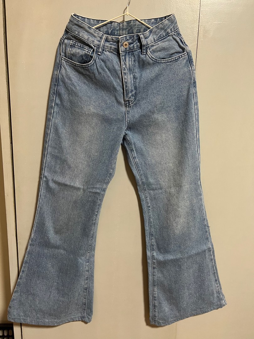 FULL LENGTH TRF MID-RISE FLARE JEANS