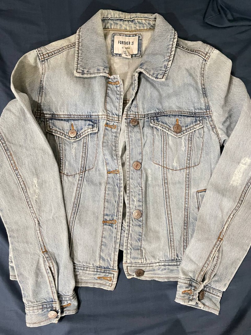 Forever 21 classic denim jacket top