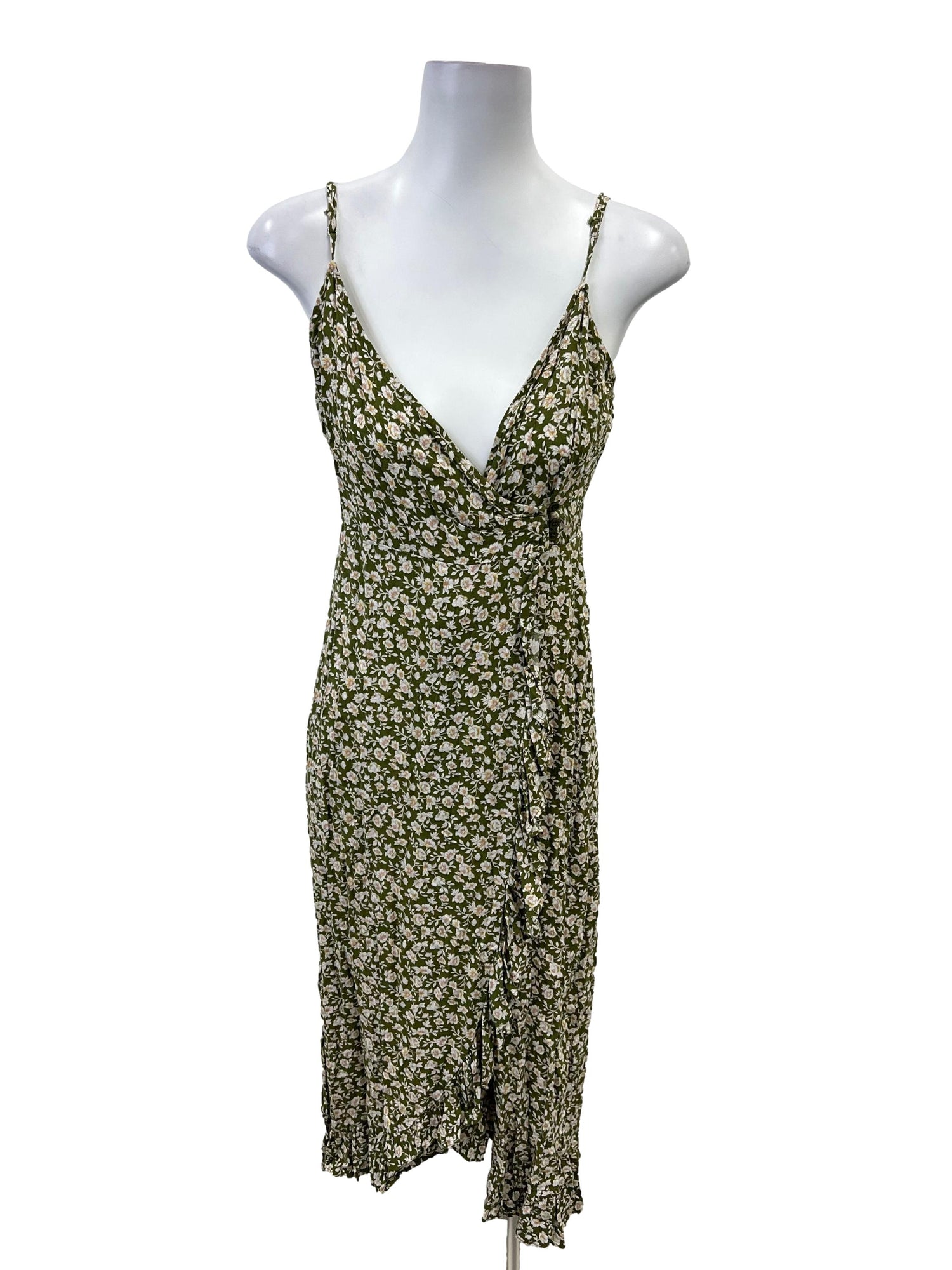 Forever 21 Green Floral Printed Button Wrap Dress Women s Fashion