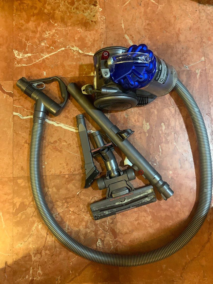 FREE old Dyson (not working) for parts, Furniture & Home Living