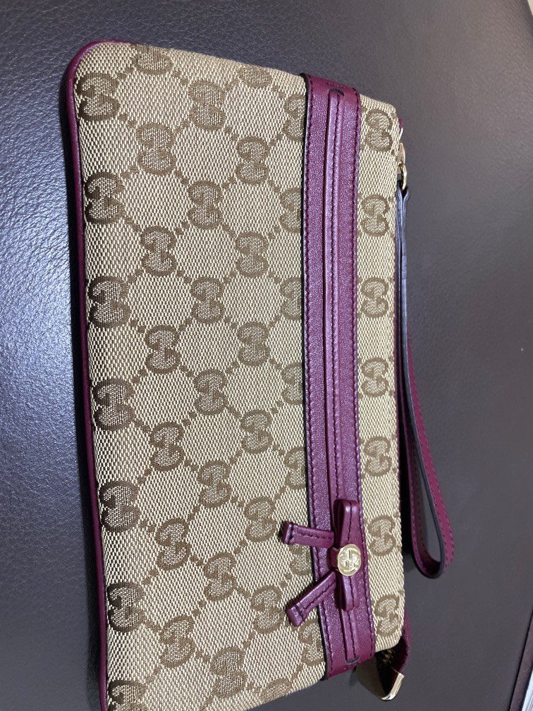 Gucci clutch wallet, Women's Fashion, Bags & Wallets, Clutches on Carousell