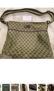 Gucci Messenger Bag (SALE!!!), Luxury, Bags & Wallets on Carousell