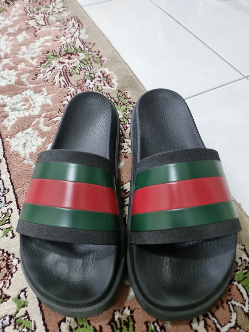 Harga cheap slipper gucci