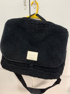 Herschel Body/ Laptop Bag