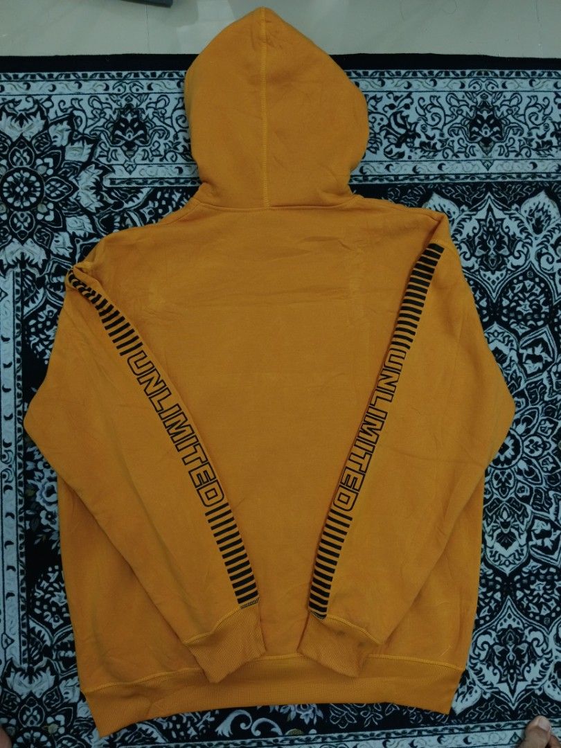 Artist union yellow daydreamer hoodie discount