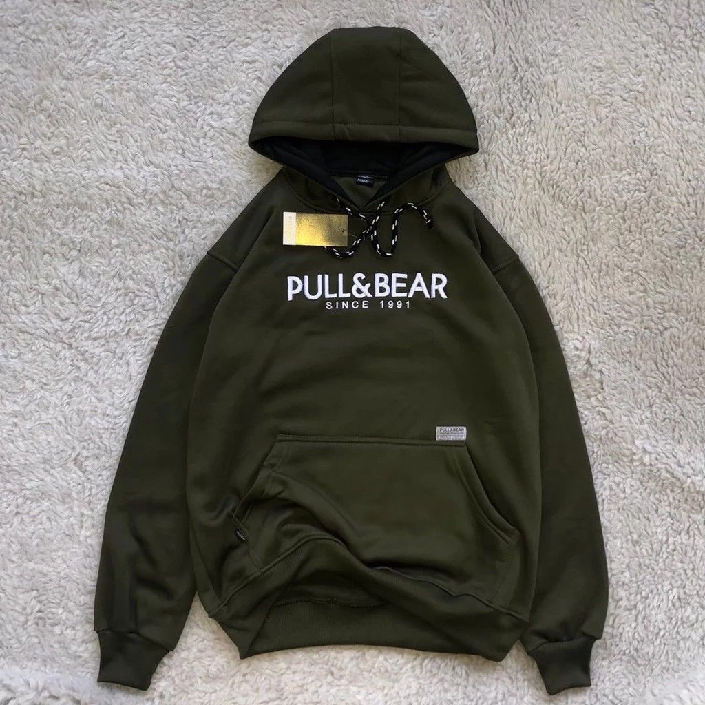 Hoodie pria discount pull and bear