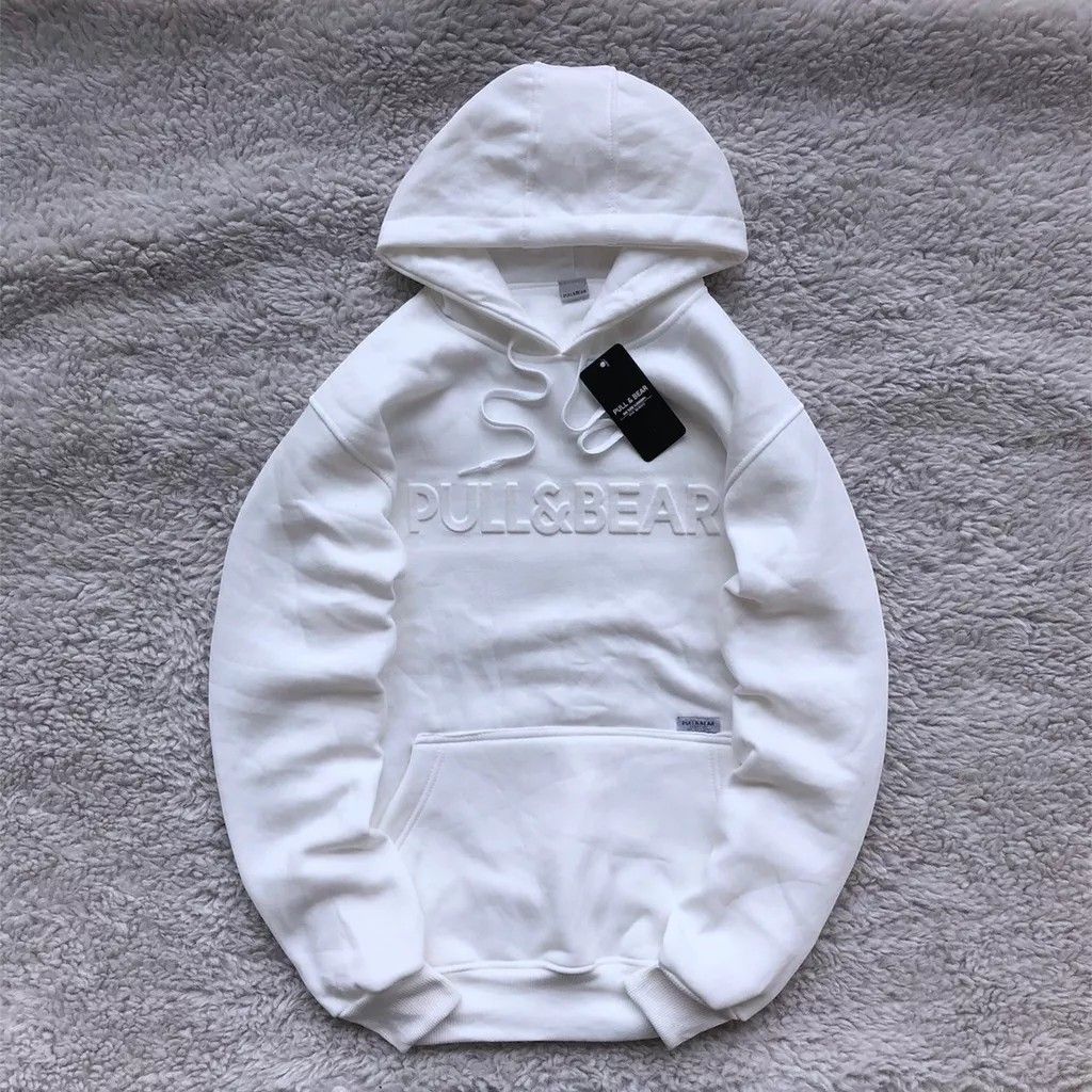 Hoodie Sweater Pull Bear, Fesyen Pria, Pakaian Atasan di Carousell - Main Image